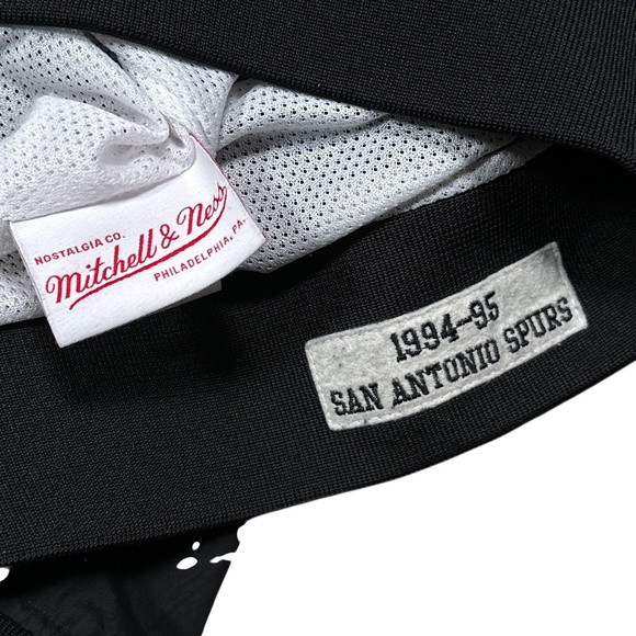 Mitchell & Ness San Antonio Spurs Hardwood Classics Windbreaker Jacket Mens 5XLB - Picture 3 of 13